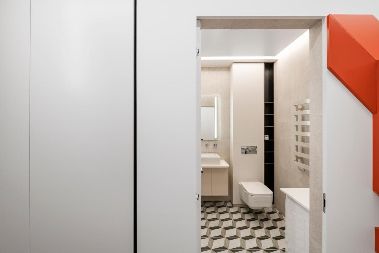 Happy Inn G, Self Check-In, Terrace, Underground Parking Вилнюс Екстериор снимка