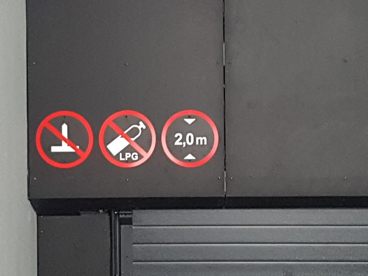 Happy Inn G, Self Check-In, Terrace, Underground Parking Вилнюс Екстериор снимка