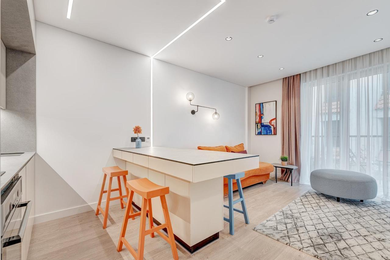 Happy Inn G, Self Check-In, Terrace, Underground Parking Вилнюс Екстериор снимка